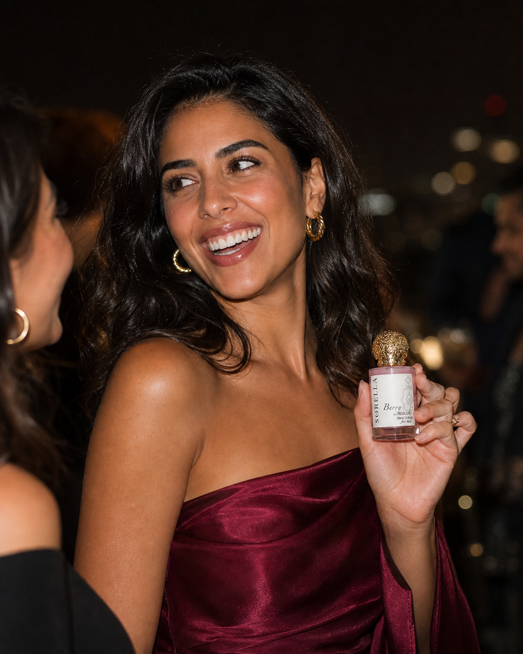Berries Musk Sorella moments — A bright, playful Sorella moment for celebrations and spontaneous photos.
